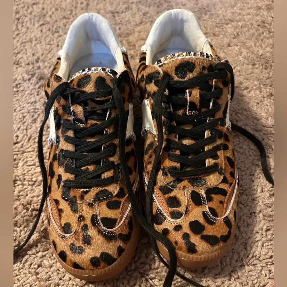 Dolce Vita Notice Stitch Sneakers Dk - Picture 2 of 5